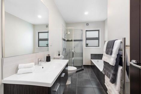 Photo of property in 20 Madeira Close, Whitby, Porirua, 5024