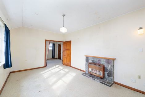 Photo of property in 72 Durham Crescent, Fairfield, Lower Hutt, 5011
