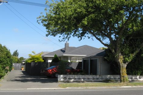 Photo of property in 74 Russley Road, Russley, Christchurch, 8042