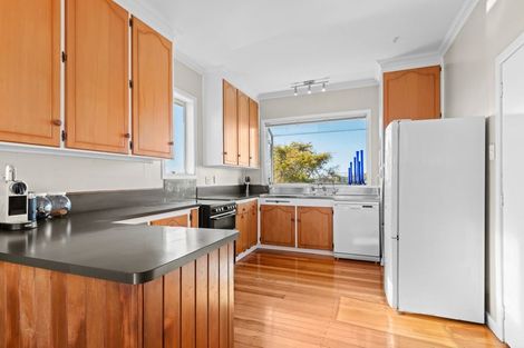 Photo of property in 1/1 Wilton Street, Westown, New Plymouth, 4310