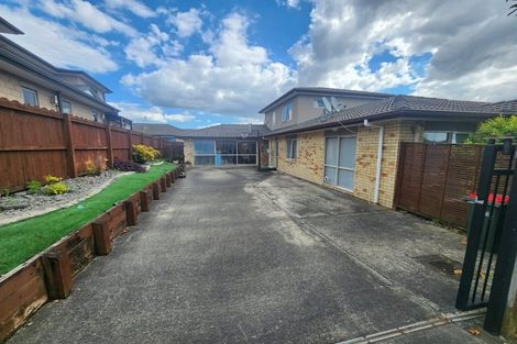 Photo of property in 13 Carrick Glen Avenue, Flat Bush, Auckland, 2019