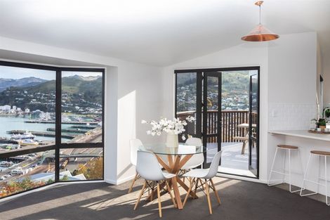 Photo of property in 9 Randolph Terrace, Lyttelton, 8082
