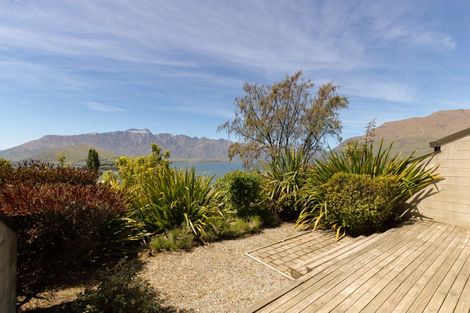 Photo of property in Alpine Meadows Apartments, 135g Fernhill Road, Fernhill, Queenstown, 9300