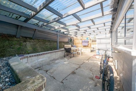 Photo of property in 43 North Taieri Road, Abbotsford, Dunedin, 9018