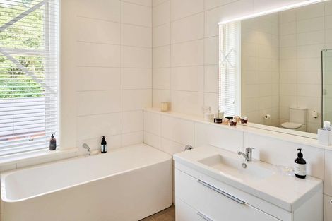 Photo of property in 13 Buckle Street, Mount Cook, Wellington, 6011