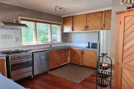 Photo of property in 7 Brookby Crescent, Avonhead, Christchurch, 8042