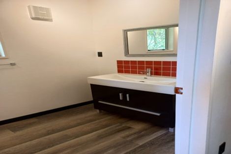 Photo of property in 35 Ticehurst Road, Lyttelton, 8082