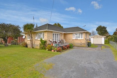 Photo of property in 5 Kerry Place, Papakura, 2110