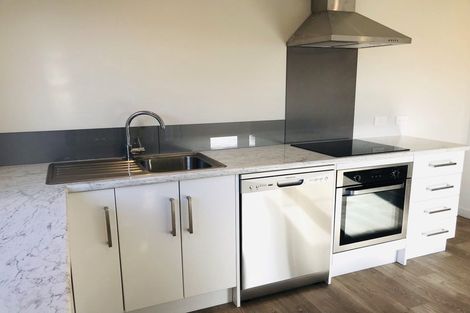 Photo of property in 3/6 Braemar Road, Rothesay Bay, Auckland, 0630