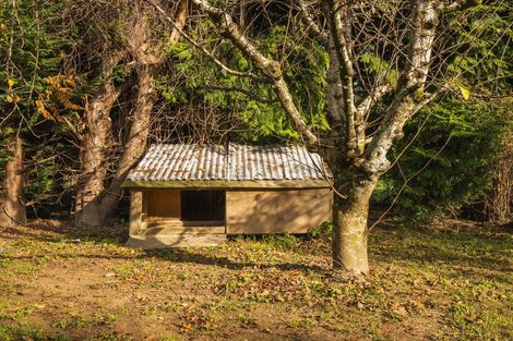 Photo of property in 72 Western Valley Road, Little River, 7591