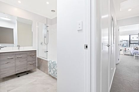 Photo of property in 50 Mapou Road, Hobsonville, Auckland, 0616