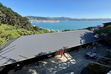 Photo of property in 38 Robieson Street, Roseneath, Wellington, 6011