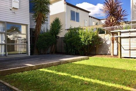 Photo of property in 22 Reins Road, Takanini, 2112