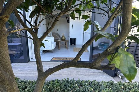 Photo of property in 40 Muricata Avenue, Mount Maunganui, 3116