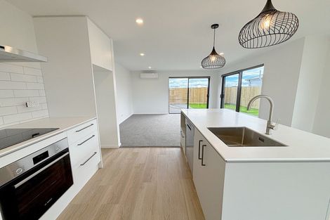 Photo of property in 17 John Gibb Street, Belfast, 8051