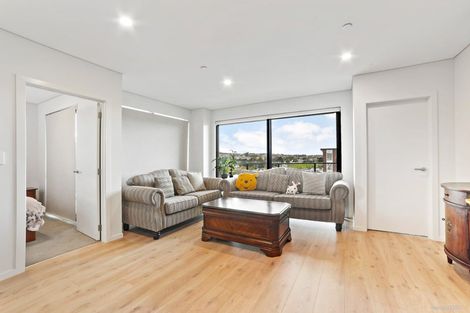 Photo of property in 317/3 Kaipiho Lane, Albany, Auckland, 0632