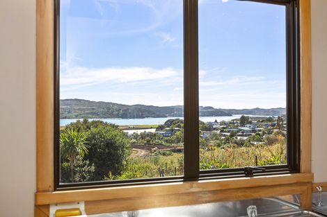 Photo of property in 9 Rakaunui Street, Raglan, 3297