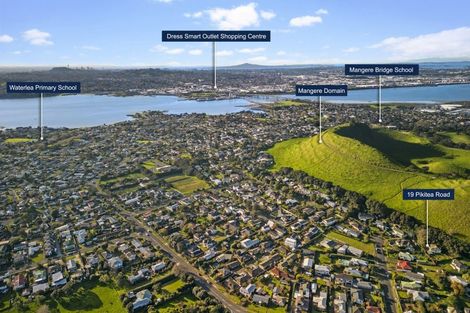 Photo of property in 19 Pikitea Road, Mangere Bridge, Auckland, 2022