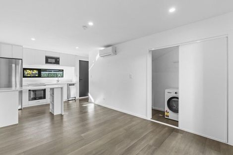 Photo of property in 11 Te Puketoka Lane, Mangere, 2022