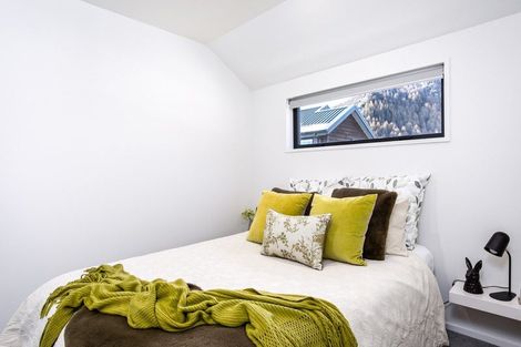 Photo of property in 7 Flynn Lane, Arrowtown, 9302