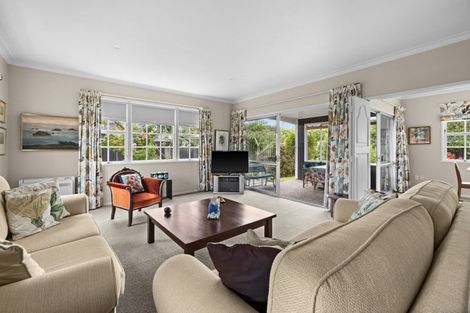 Photo of property in 43 James Cook Street, Havelock North, 4130