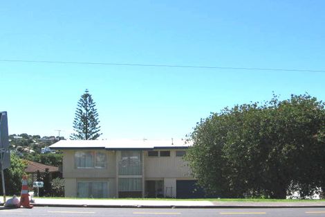 Photo of property in 3/51 East Coast Road, Milford, Auckland, 0620