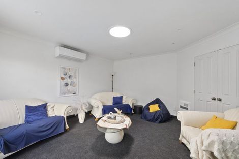 Photo of property in 16 Hastings Place, Hamilton Lake, Hamilton, 3204