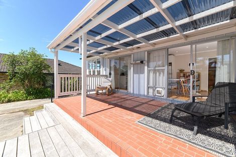 Photo of property in 11 Hill Crescent, New Lynn, Auckland, 0600
