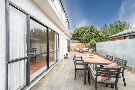 Photo of property in 122b Yaldhurst Road, Sockburn, Christchurch, 8042