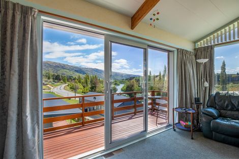 Photo of property in 1 Edinburgh Street, Roxburgh, 9500