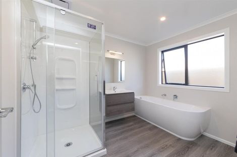 Photo of property in 10 Oldfield Lane, Marton, 4710