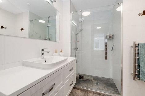 Photo of property in 237 Hibiscus Drive, Orewa, 0931