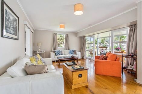 Photo of property in 96 Friedlanders Road, Manurewa, Auckland, 2102