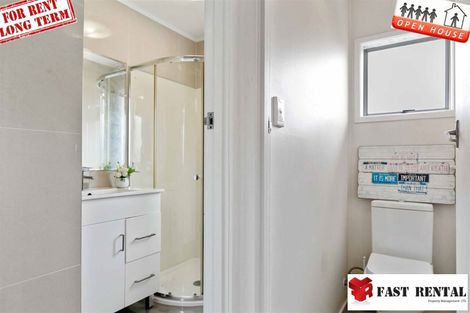 Photo of property in 1/2 Halberg Street, Glenfield, Auckland, 0629