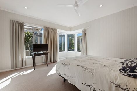 Photo of property in 11 Hillview Place, Wanaka, 9305