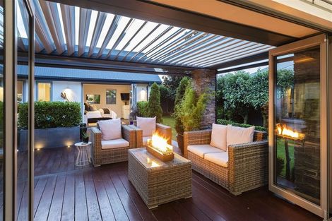 Photo of property in 7 Millpond Place, Parklands, Christchurch, 8083