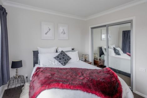 Photo of property in 19 Hannan Street, Levin, 5510