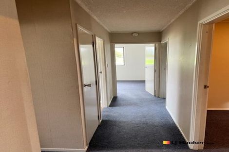 Photo of property in 6 Goldnib Place, Randwick Park, Auckland, 2105