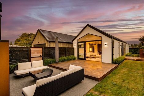 Photo of property in 9 Guardsman Place, Prebbleton, 7604