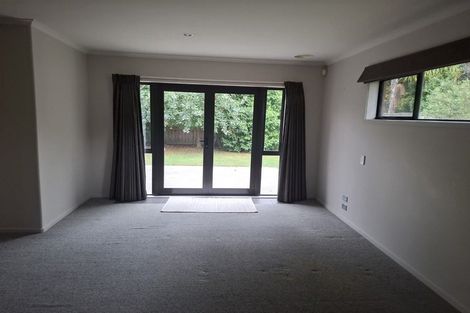 Photo of property in 8a Norfolk Drive, Cambridge, 3434