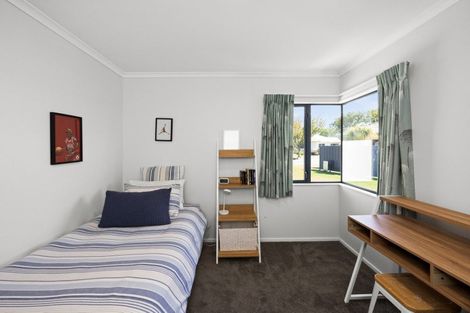 Photo of property in 9 Forbury Way, Taradale, Napier, 4112