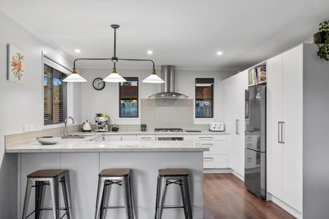 Photo of property in 17 Waterside Drive, Pyes Pa, Tauranga, 3112