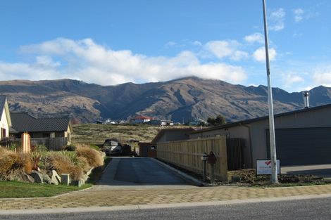 Photo of property in 114 Kings Drive, Wanaka, 9305