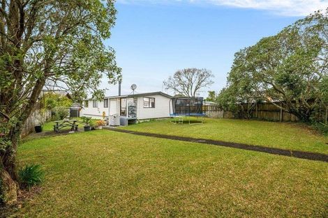 Photo of property in 100 Sturges Road, Henderson, Auckland, 0612