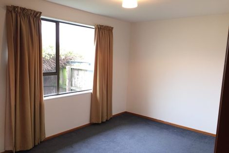 Photo of property in 2/44 Laing Crescent, Heathcote Valley, Christchurch, 8022