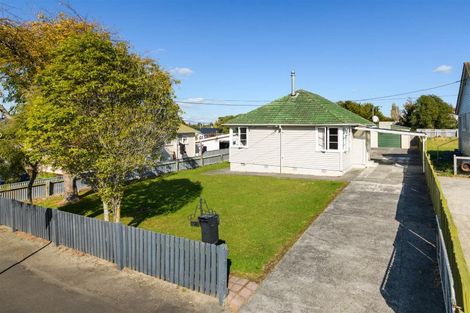 Photo of property in 31 Follett Street, Marton, 4710