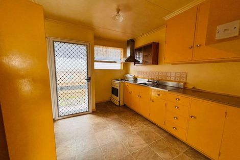 Photo of property in 10 Kiwi Court, Roslyn, Palmerston North, 4414