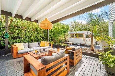 Photo of property in 9 Ruth Craig Place, Stanmore Bay, Whangaparaoa, 0932