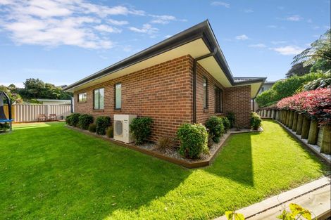 Photo of property in 5 Fern Lane, Whalers Gate, New Plymouth, 4310