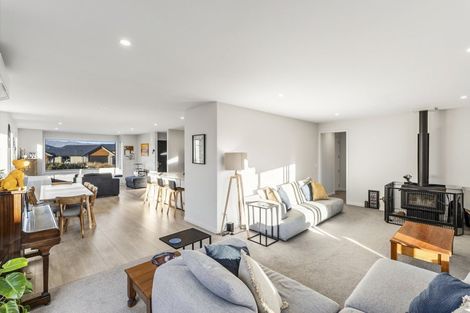 Photo of property in 7 Tahi Street, Albert Town, Wanaka, 9305